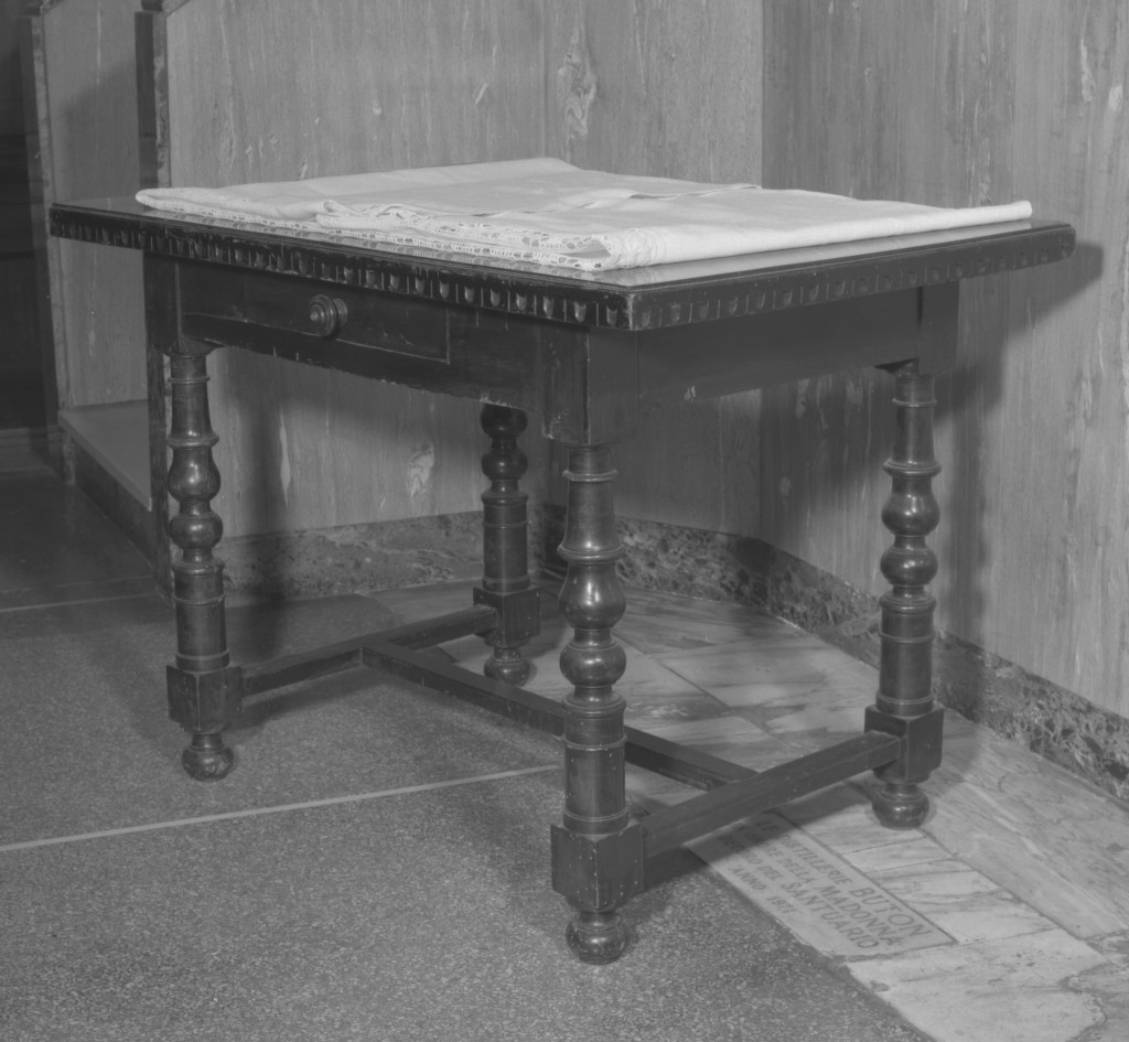 tavolo - manifattura bolognese (sec. XIX)