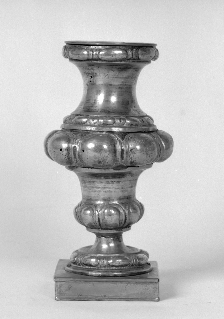 vaso d'altare - manifattura emiliana (sec. XVIII)