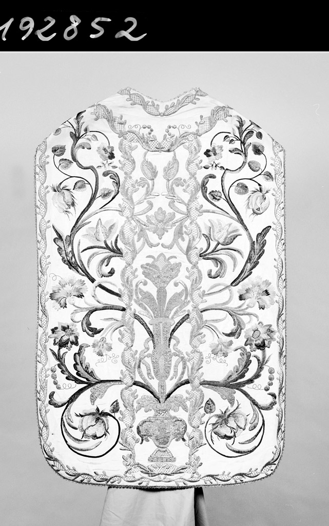 paramento liturgico, insieme - manifattura italiana (secc. XVIII/ XIX)