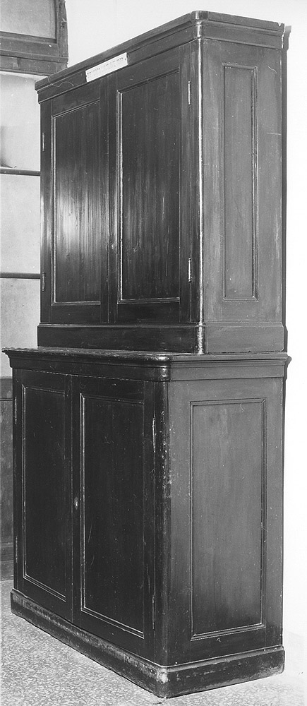 mobile a due corpi - manifattura emiliana (secc. XIX/ XX)