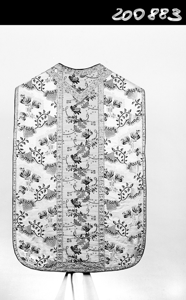 paramento liturgico, insieme - manifattura emiliana (fine/inizio sec. XVIII, secc. XIX/ XX)