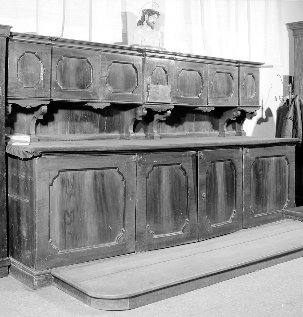 mobile a due corpi - ambito bolognese (seconda metà sec. XVIII)