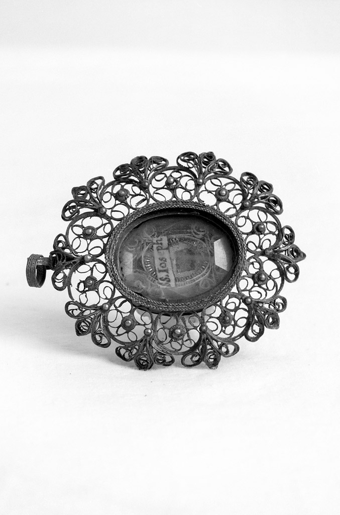 reliquiario a capsula - a medaglione - ambito italiano (secc. XVIII/ XIX)