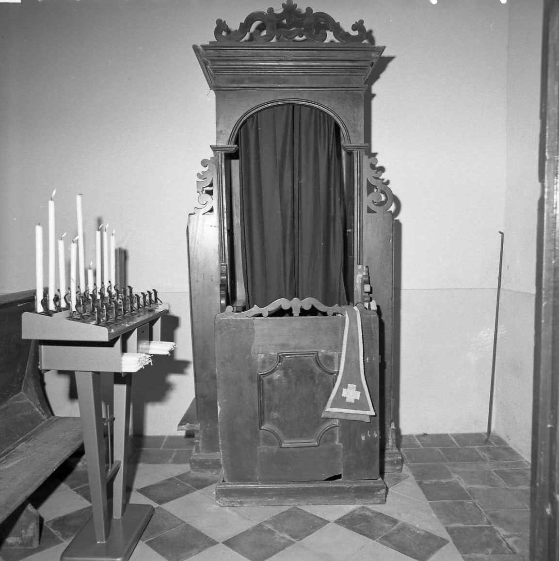 confessionale - bottega emiliano-romagnola (sec. XVIII)