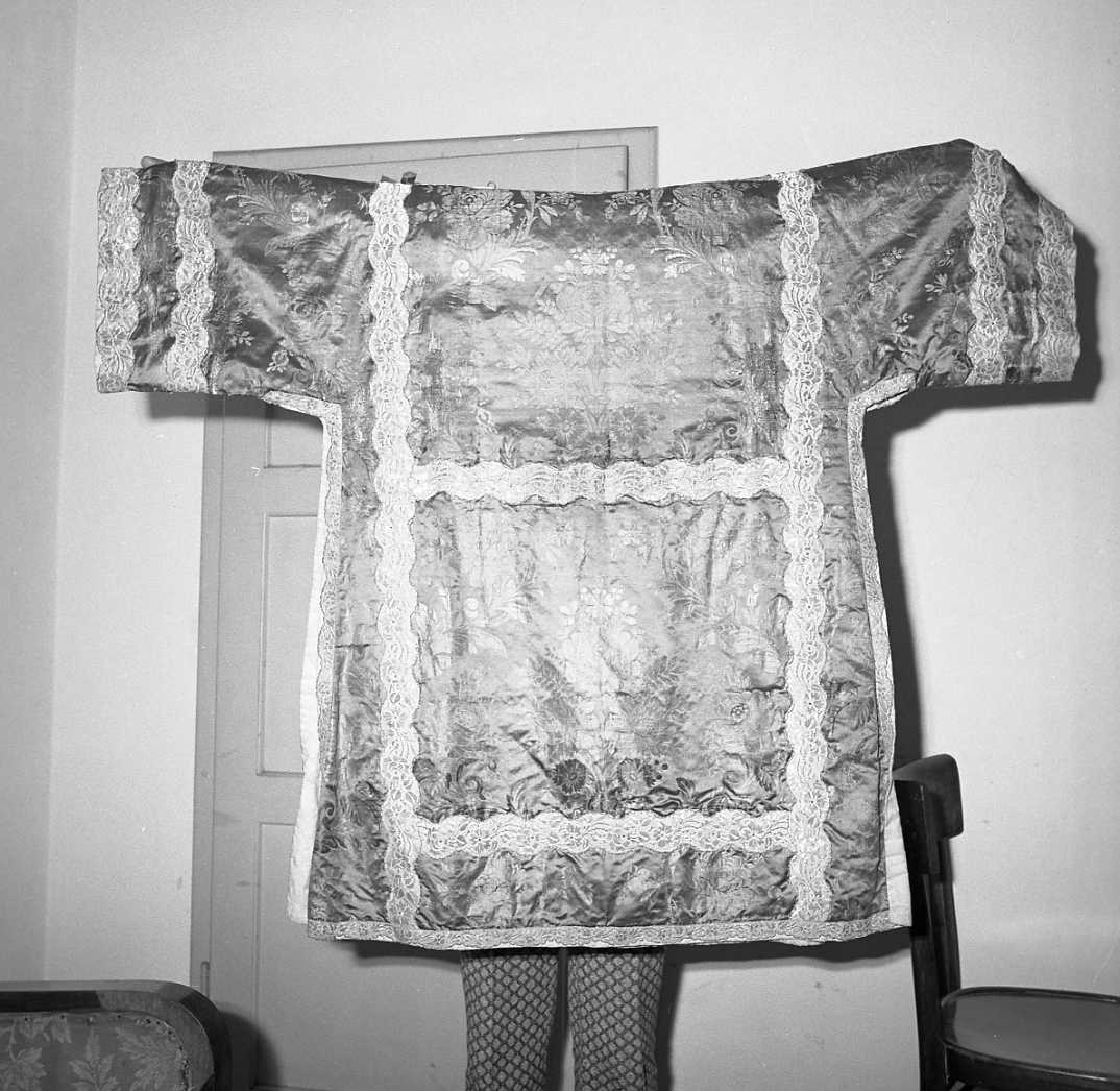 tunicella, serie - manifattura emiliana (sec. XIX)