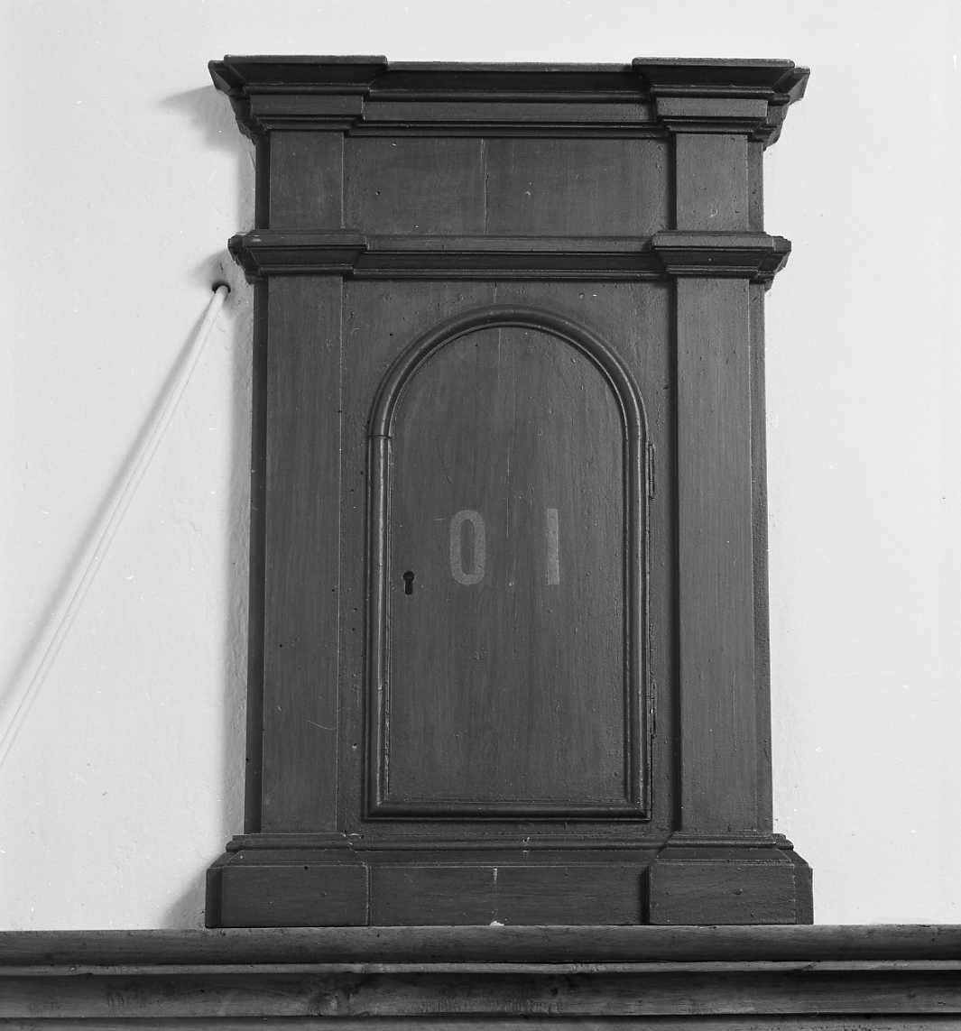 tabernacolo murale - manifattura emiliana (inizio sec. XX)