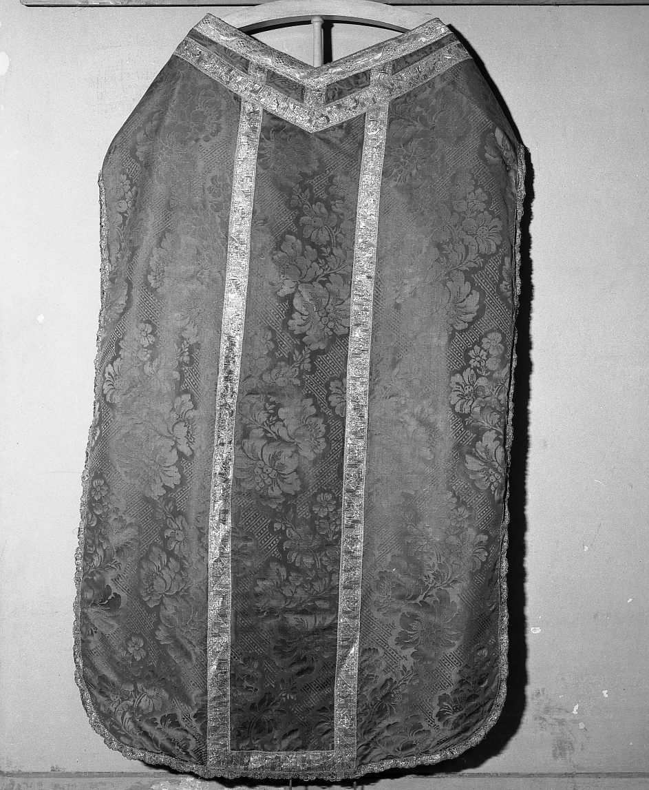 paramento liturgico - manifattura emiliana (sec. XVIII)