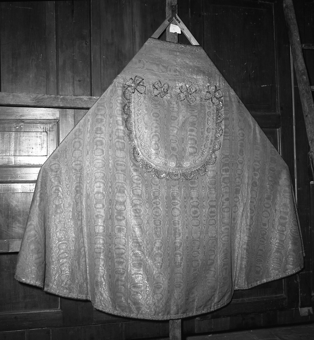 paramento liturgico - manifattura emiliana (sec. XIX)