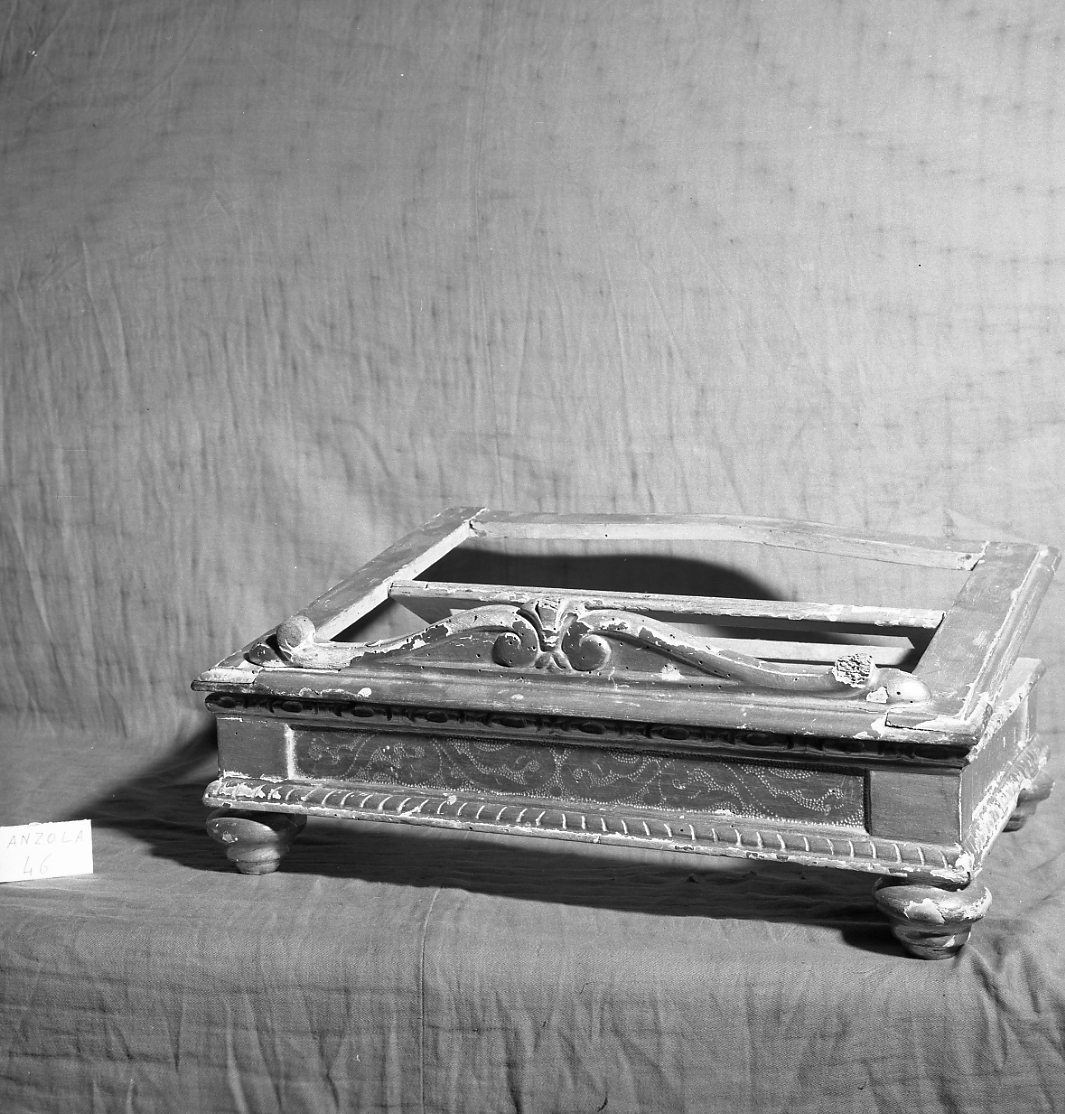 leggio - manifattura emiliana (inizio sec. XIX)