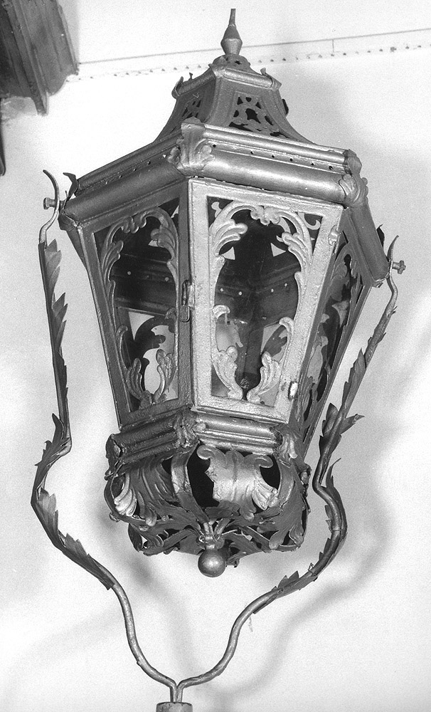 lanterna processionale, coppia - manifattura bolognese (prima metà sec. XIX)