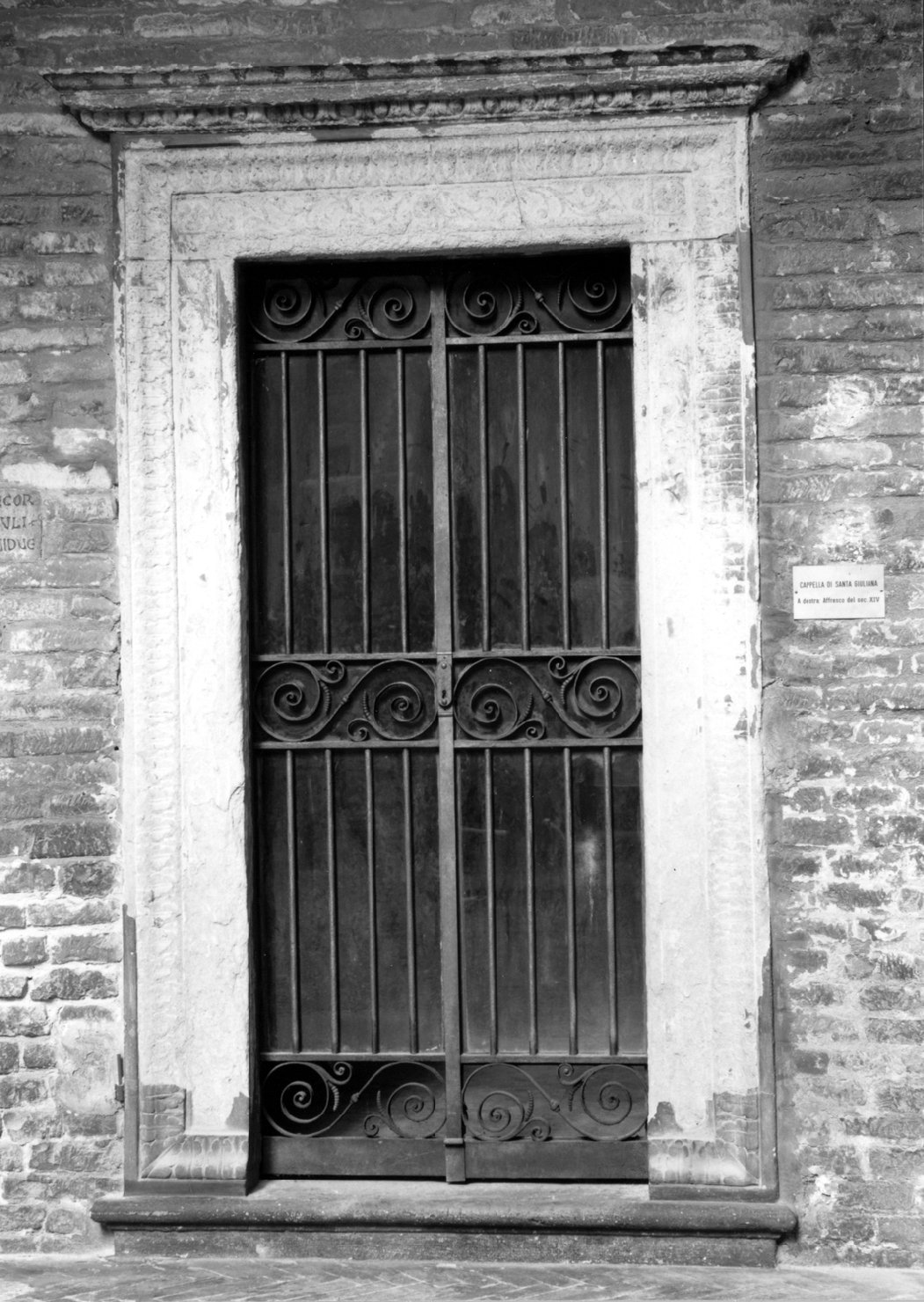 portale - manifattura emiliana (prima metà sec. XVI)