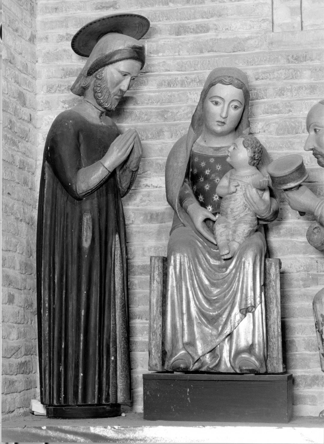 San Giuseppe (scultura, elemento d'insieme) di Benvenuti Simone di Filippo detto Simone dei Crocifissi (attribuito) (sec. XIV)