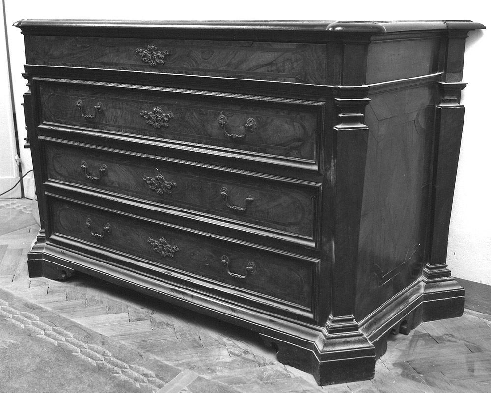 cassettone - manifattura bolognese (sec. XVII)