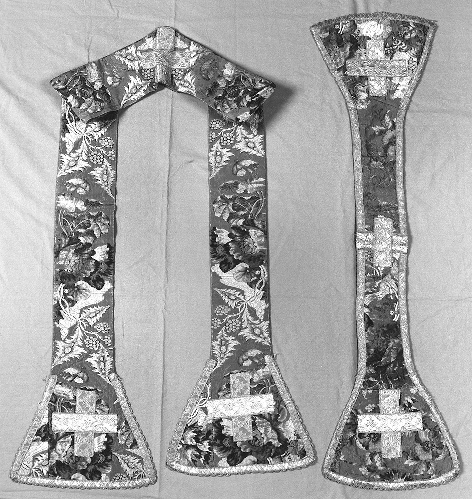 paramento liturgico, insieme - manifattura francese (sec. XVIII)