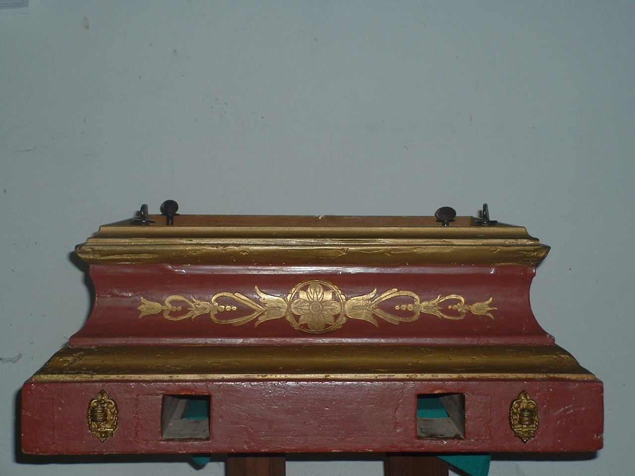 base processionale - manifattura emiliana (primo quarto sec. XIX)