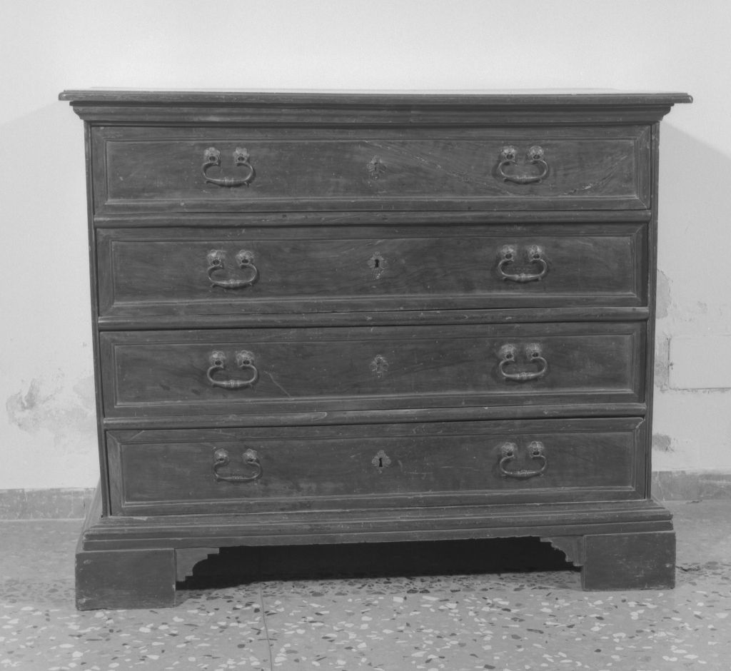 cassettone - manifattura emiliana (secc. XVII/ XVIII)