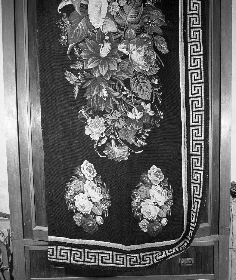 tappeto - produzione emiliano-romagnola (seconda metà sec. XIX)