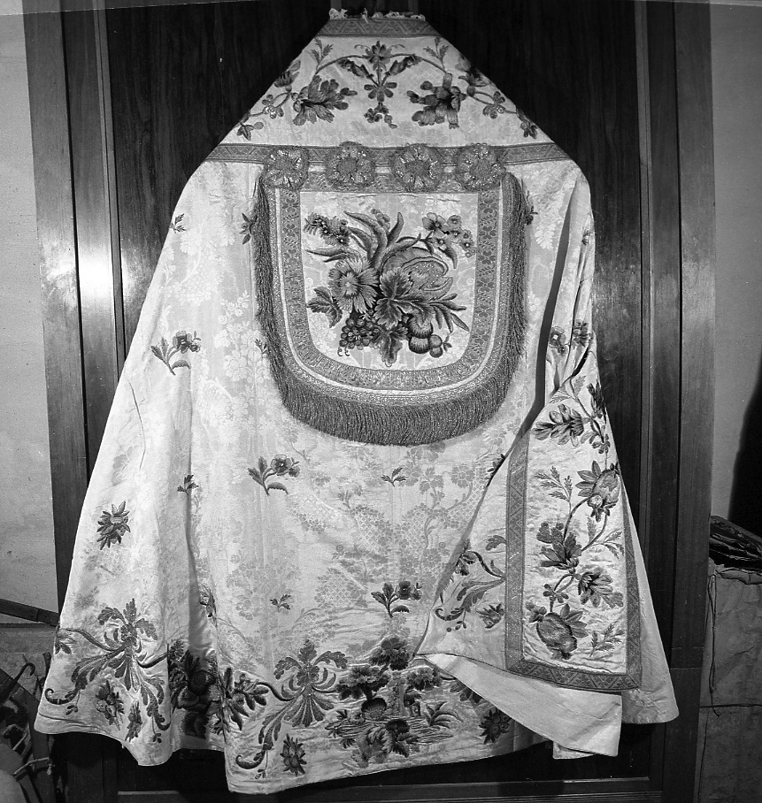 paramento liturgico, insieme - produzione emiliano-romagnola (sec. XIX)