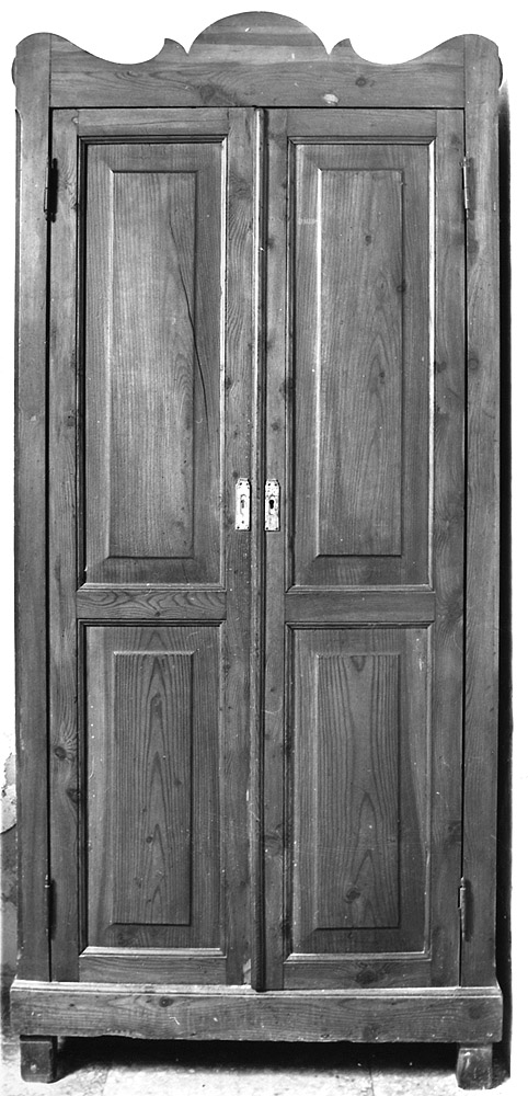 armadio - bottega bolognese (prima metà sec. XX)