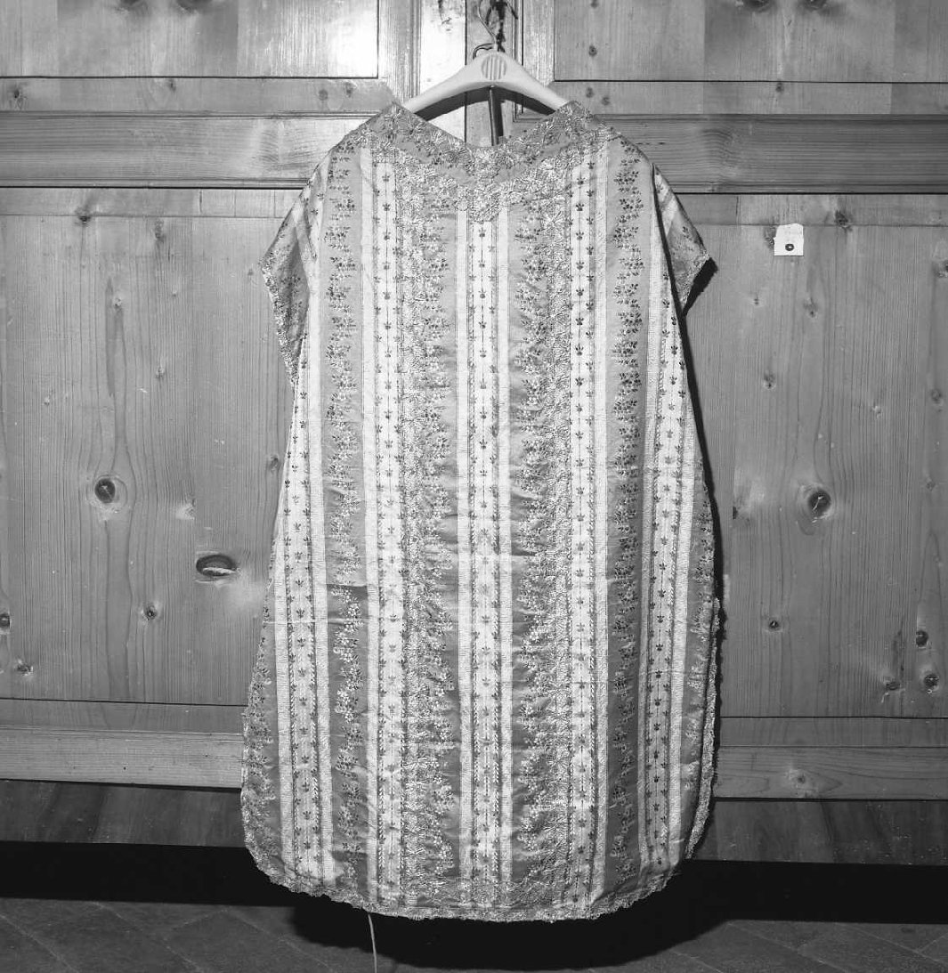 paramento liturgico - manifattura emiliana (sec. XVIII)