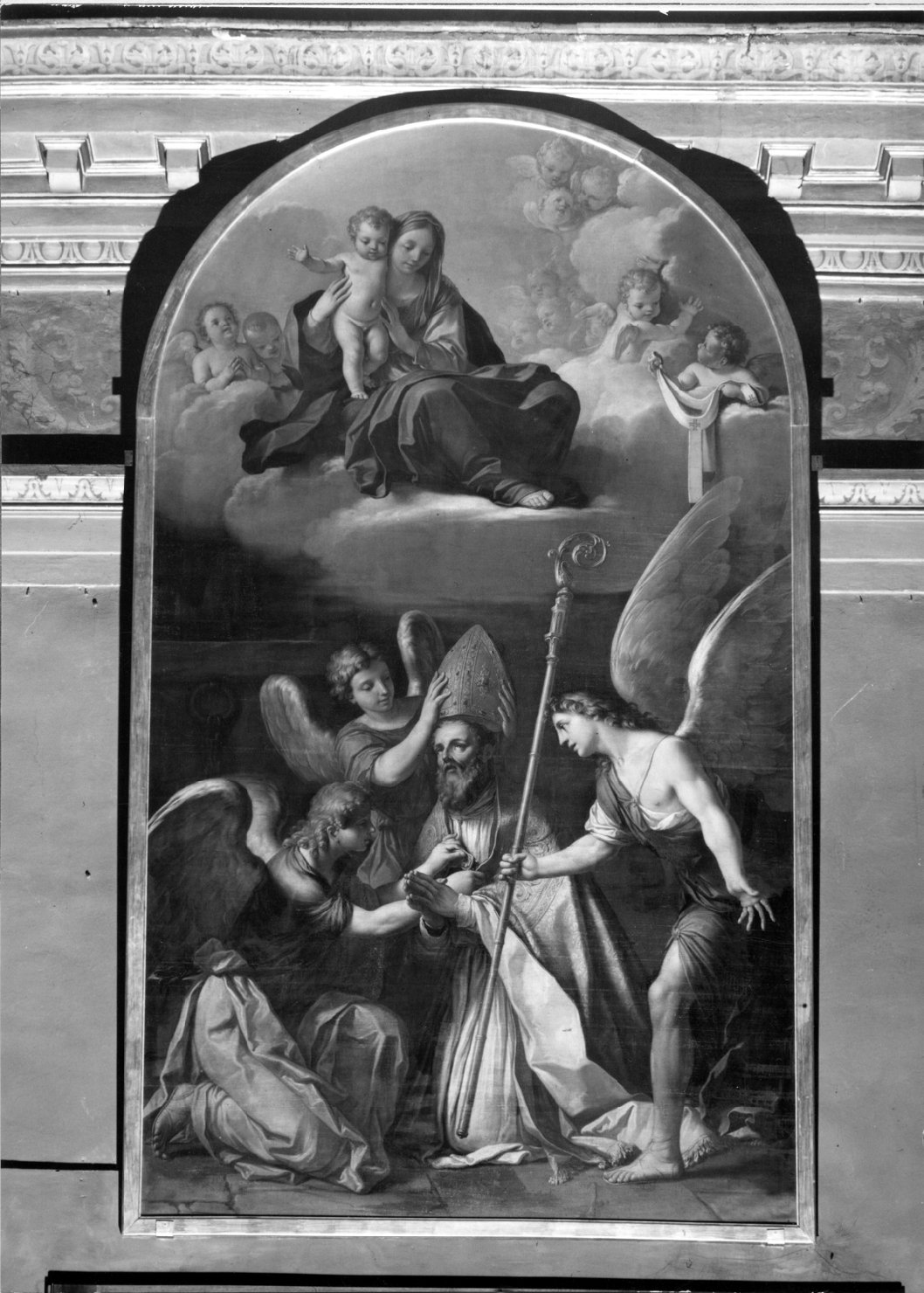Madonna con Bambino in gloria con San Niccolò (dipinto) di Quaini Luigi (sec. XVII)