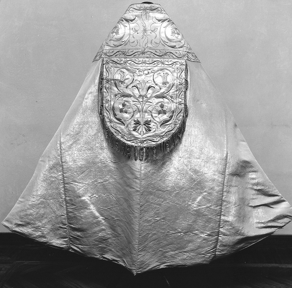 piviale - bottega Tanfani (sec. XIX)