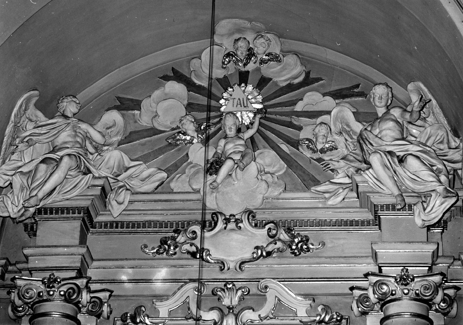 gloria di angeli (gruppo scultoreo) di Lollini Gaetano (sec. XVIII)
