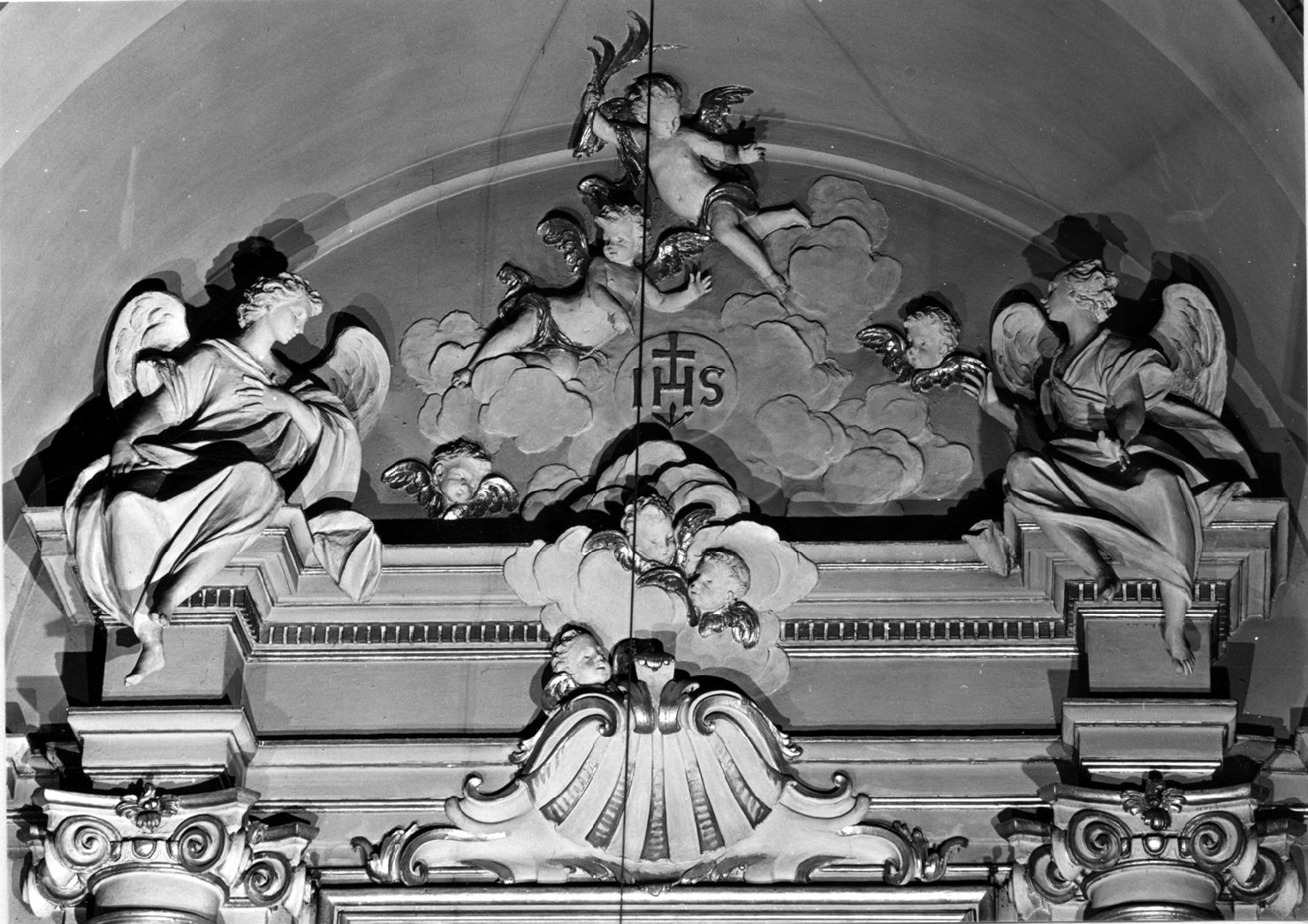 angeli e putti (gruppo scultoreo) di Piò Angelo (sec. XVIII)