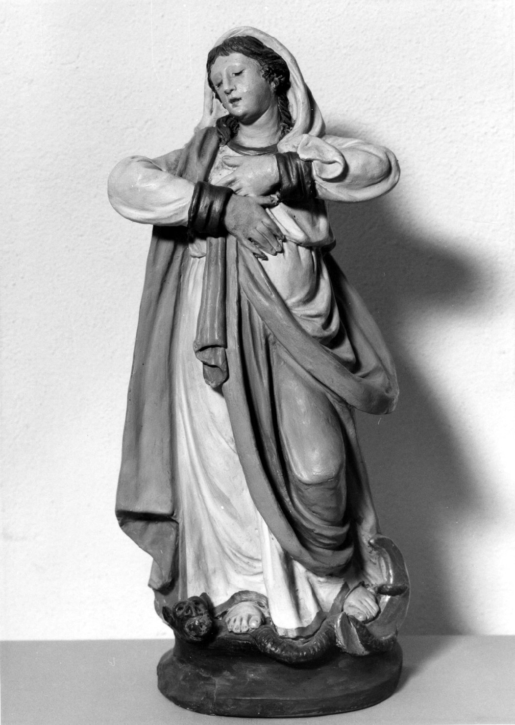 Madonna Immacolata (statuetta) di Corazza Giovanni (sec. XIX)