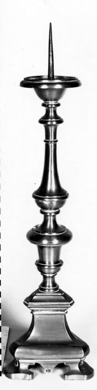 candeliere, serie - manifattura bolognese (sec. XVIII)