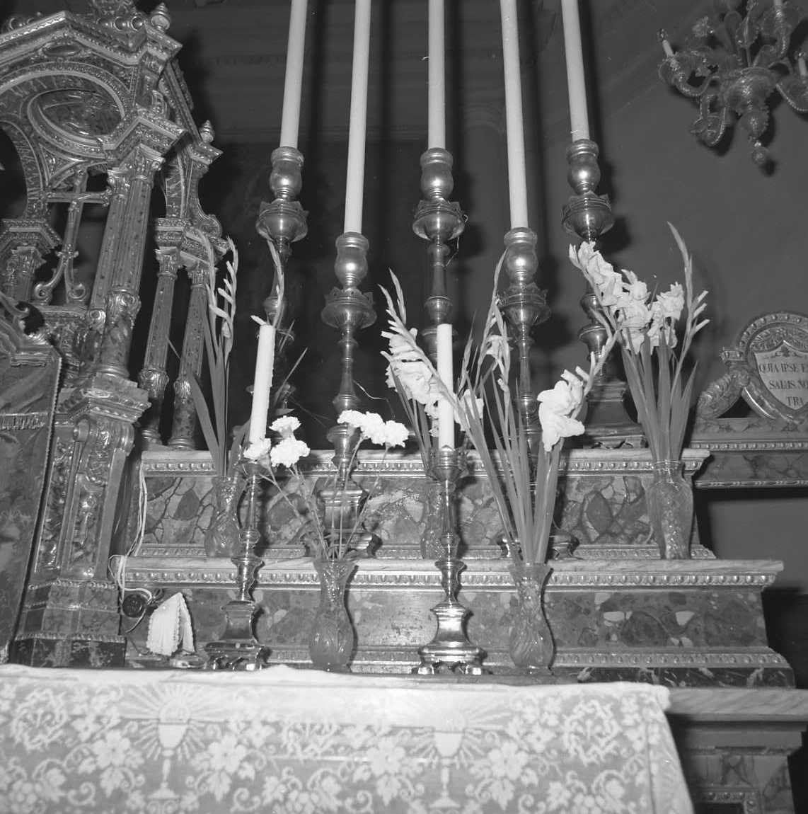 candeliere da chiesa, serie - bottega emiliana (sec. XIX)