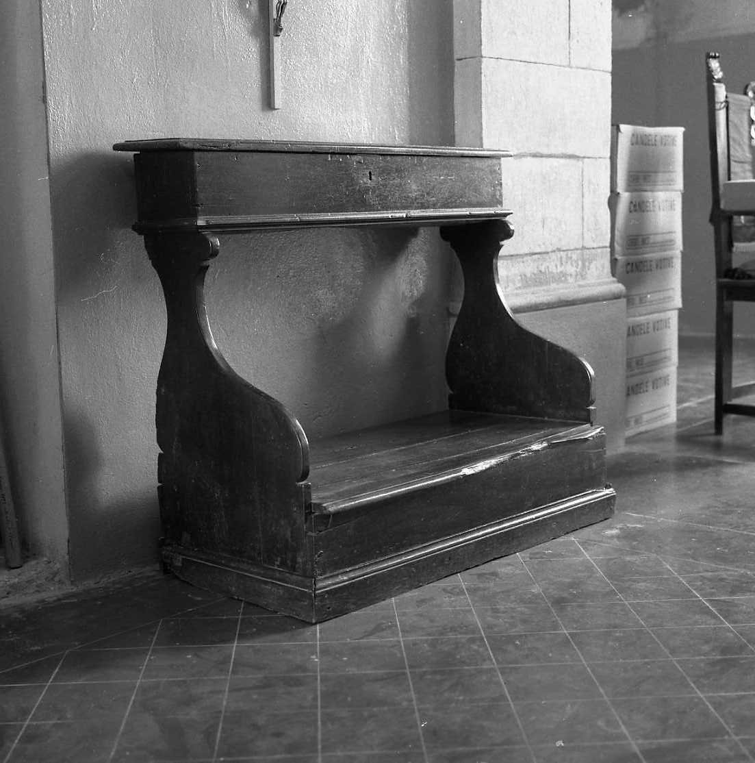 inginocchiatoio - bottega emiliana (sec. XVIII)