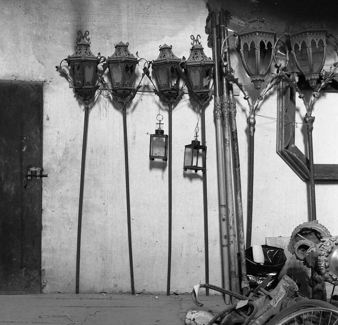 lanterna processionale, serie di Mancinelli Brizzo (ultimo quarto sec. XVIII)