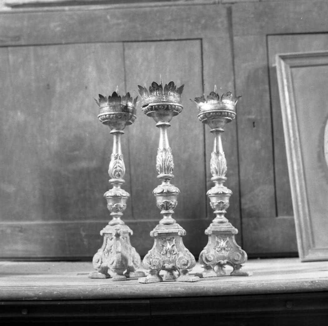 candeliere da chiesa, serie - bottega emiliana (sec. XVIII)