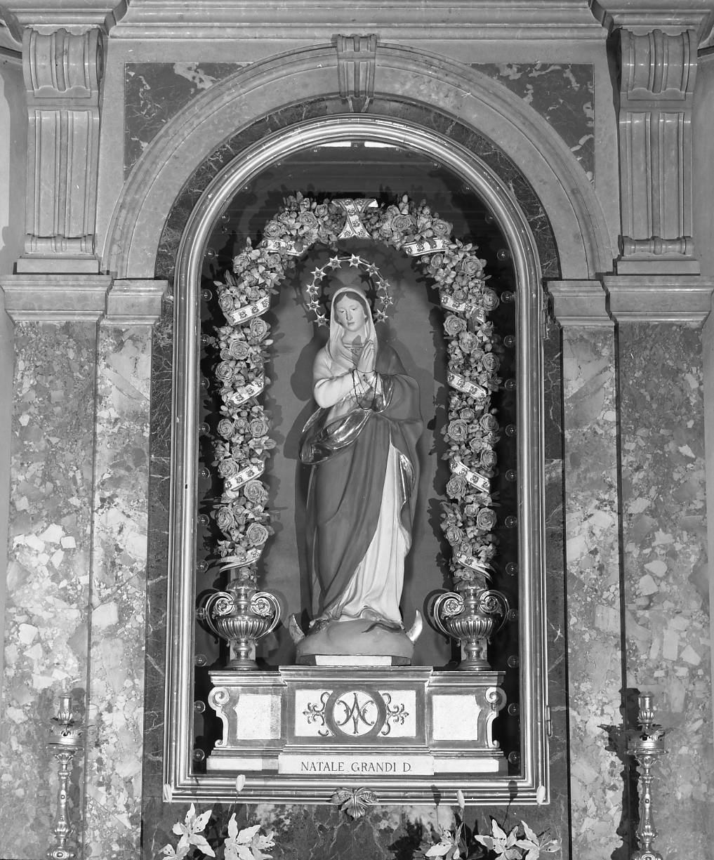 Immacolata Concezione (scultura) di De Carli Nicola (sec. XX)