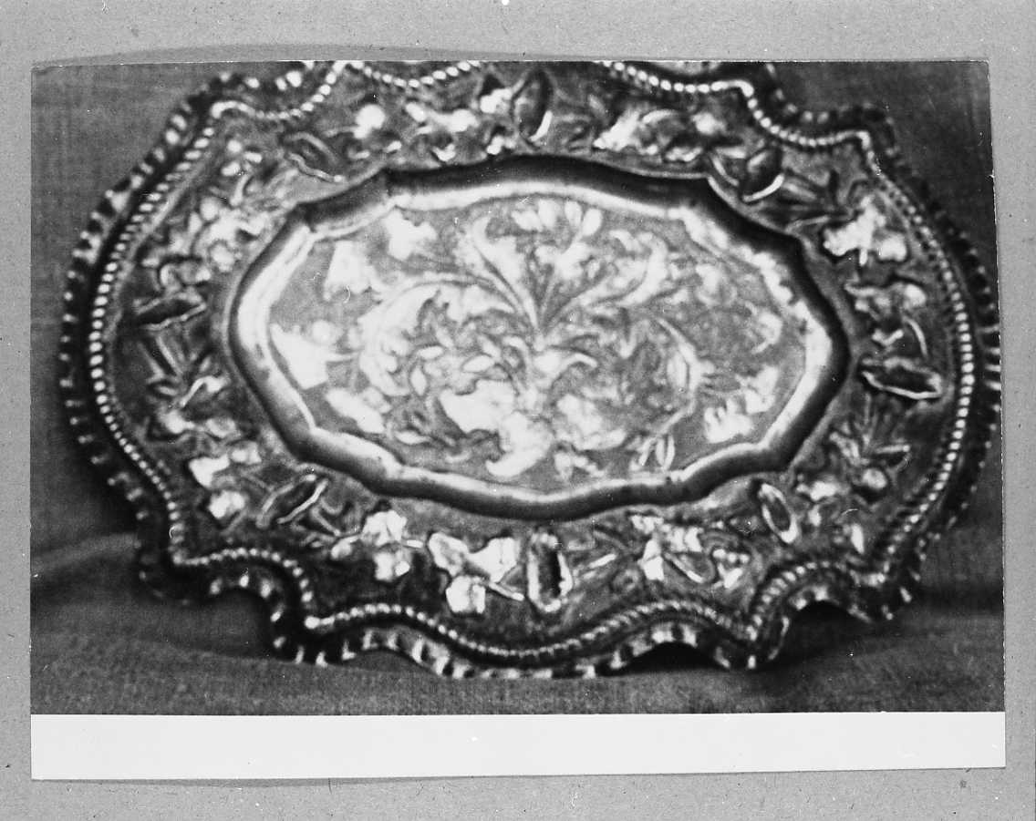 piatto per elemosine - manifattura bolognese (fine/inizio secc. XVII/ XVIII)