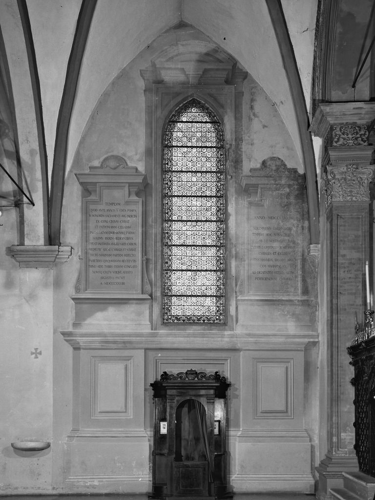 motivo decorativo a finta architettura (decorazione pittorica) - manifattura bolognese (sec. XIX)