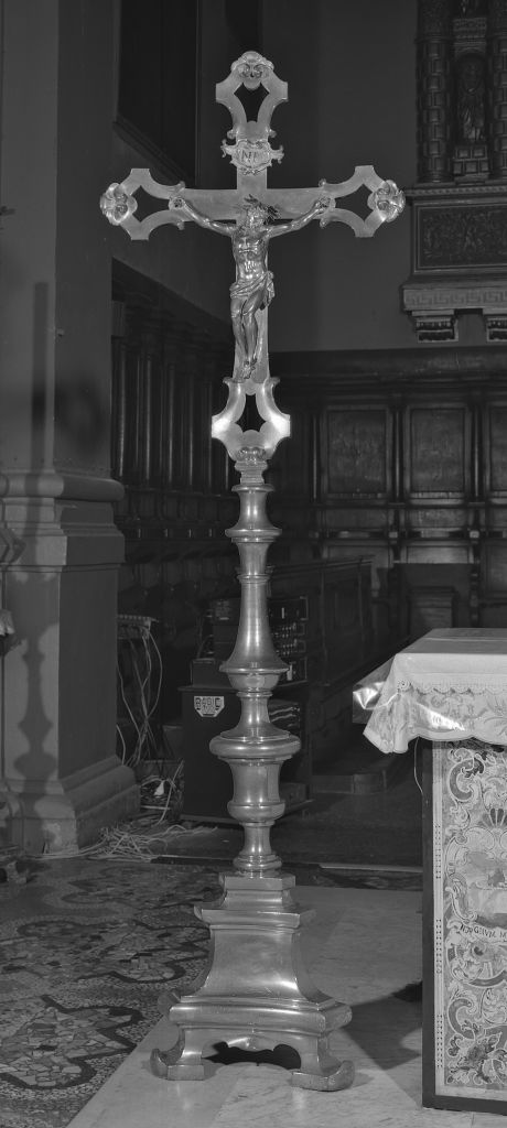 croce d'altare - manifattura bolognese (seconda metà sec. XVIII)