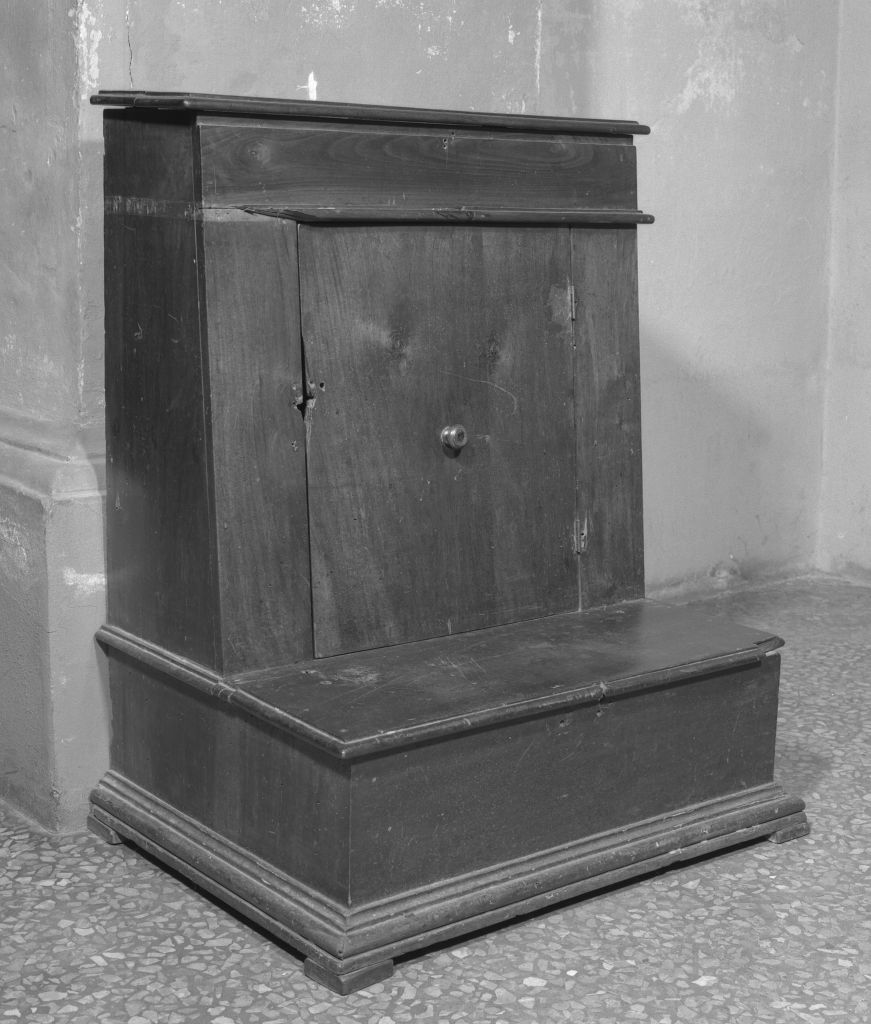 inginocchiatoio - produzione bolognese (sec. XVII)