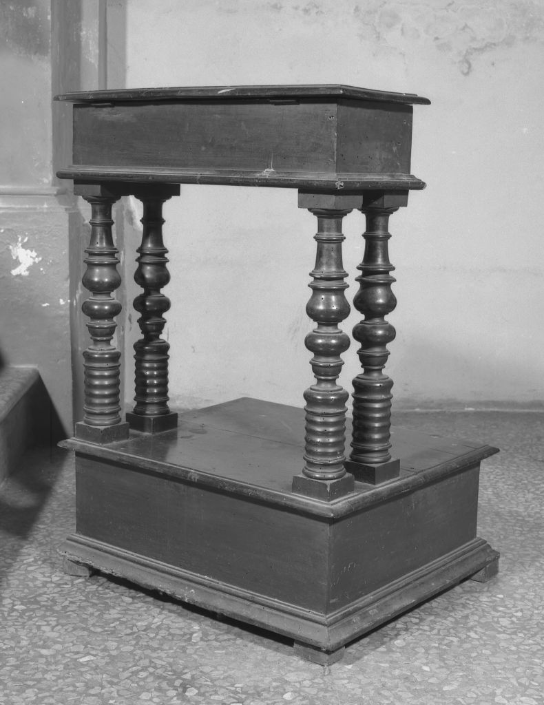 inginocchiatoio - produzione bolognese (sec. XVII)