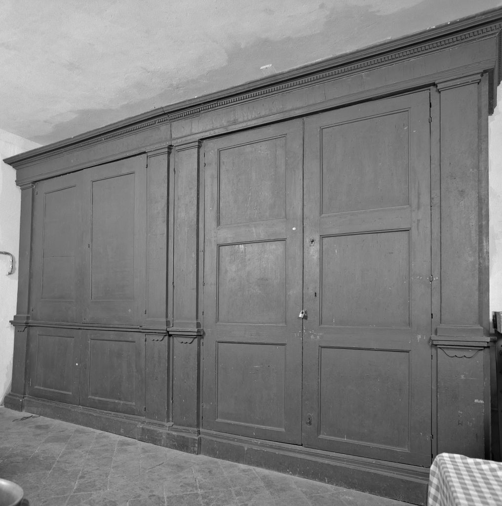 armadio - produzione bolognese (sec. XIX)