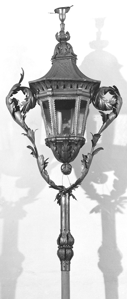 lanterna processionale - produzione emiliana (sec. XIX)