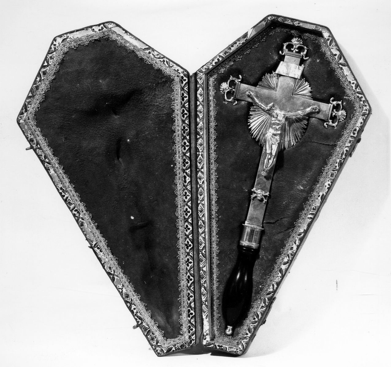 crocifisso - manifattura emiliana (sec. XIX)