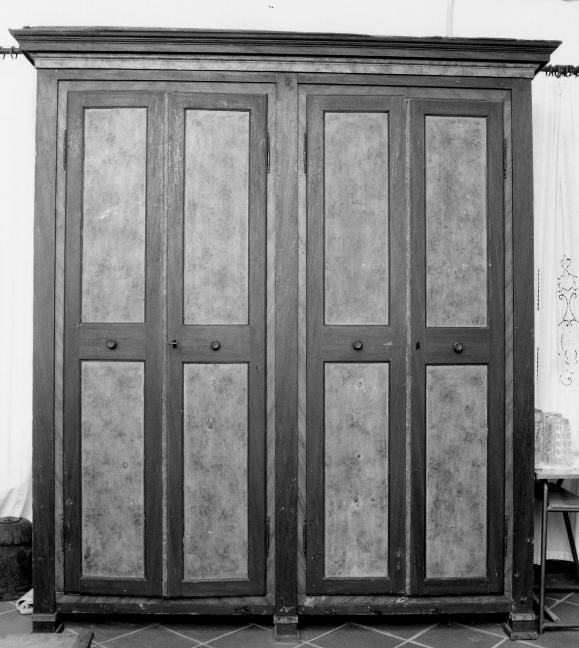 armadio da sacrestia - manifattura emiliana (prima metà sec. XIX)