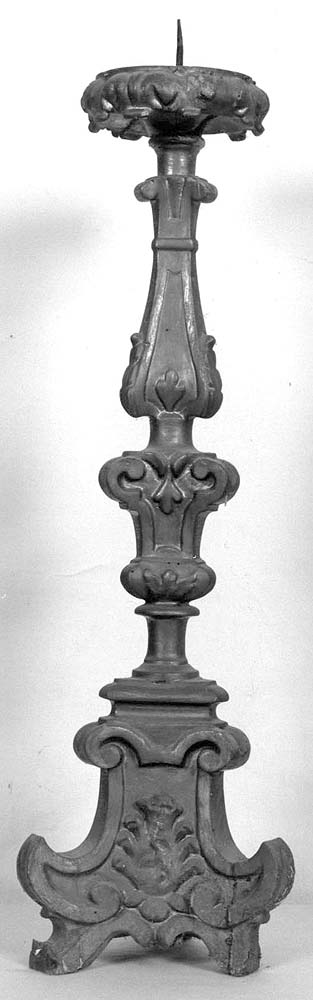 candeliere d'altare - produzione emiliana (metà sec. XVIII)