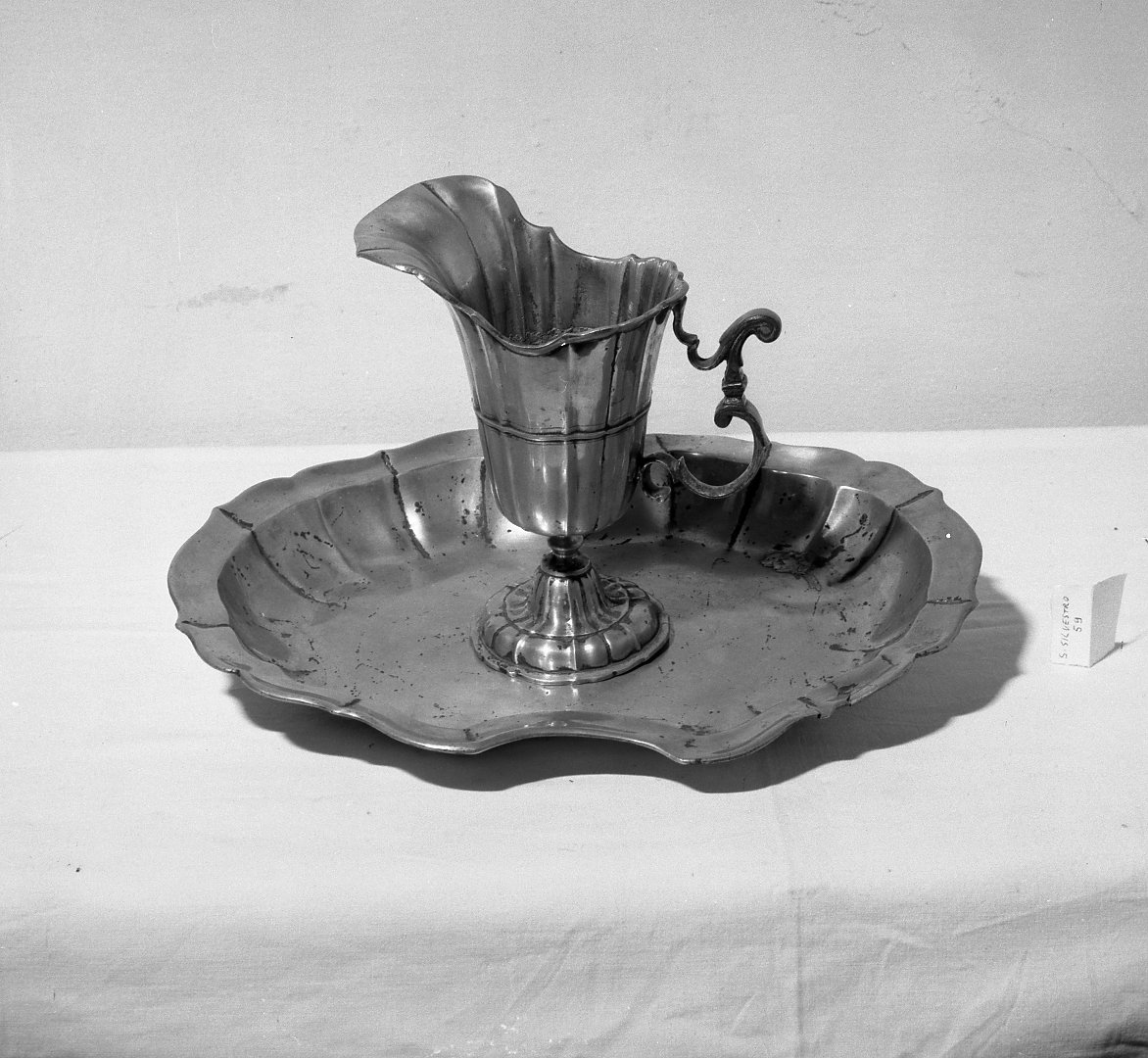 servizio da lavabo, insieme - bottega emiliana (sec. XVIII)