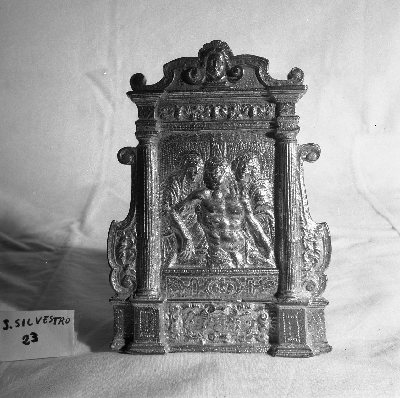 pietà (pace) - bottega emiliana (sec. XVI)