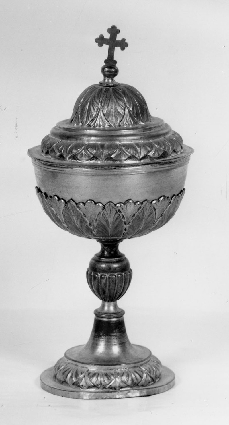 pisside - bottega emiliana (prima metà sec. XIX)