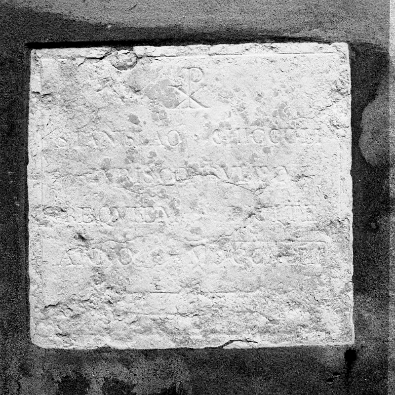 lapide tombale - bottega ferrarese (sec. XVII)