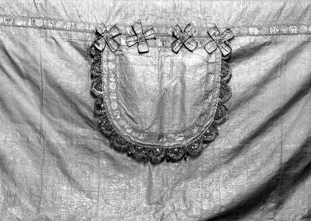 paramento liturgico - manifattura emiliana (sec. XVIII)
